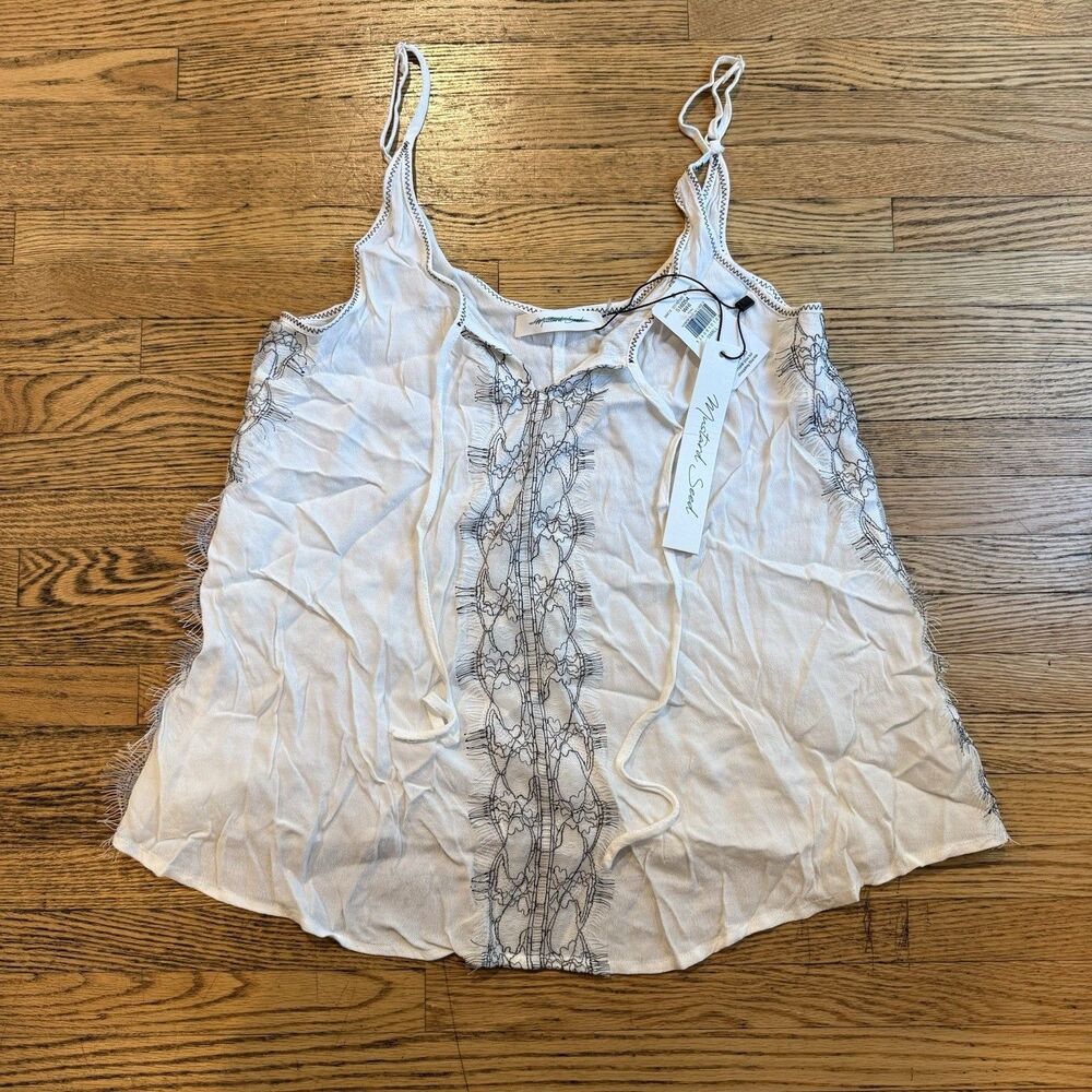 Mustard Seed V-Neck Cami Blouse Womens XS White Spaghetti Straps Lace Dainty Fem